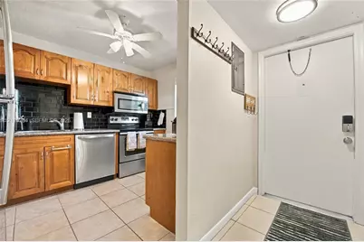8605 W Sample Rd #211, Coral Springs, FL 33065 - Photo 5