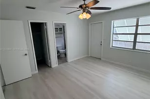 2416 SE 2nd St, Pompano Beach, FL 33062 - Photo 9