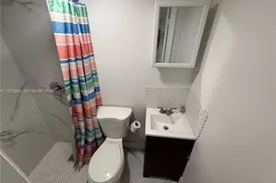 729 NW 19th Ave, Fort Lauderdale, FL 33311 - Photo 23