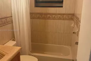 165 NW 116th St, Miami, FL 33168 - Photo 9