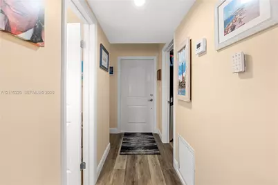 7015 W 2nd Ct, Hialeah, FL 33014 - Photo 23