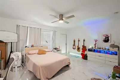 1241 14th St #5, Miami Beach, FL 33139 - Photo 15