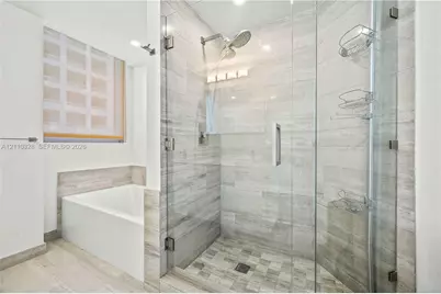 1300 Brickell Bay Dr #1603, Miami, FL 33131 - Photo 9