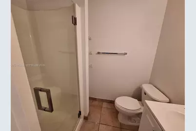 660 W Park Dr #205-1, Miami, FL 33172 - Photo 11