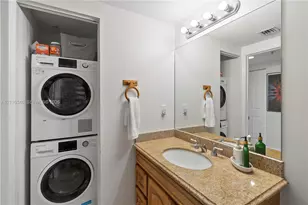 4242 NW 2 St, Miami, FL 33126 - Photo 15
