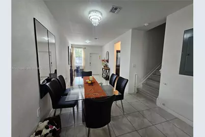 465 NE 12th St, Florida City, FL 33034 - Photo 9