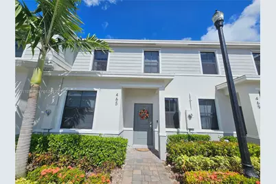 465 NE 12th St, Florida City, FL 33034 - Photo 1