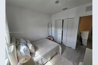 465 NE 12th St, Florida City, FL 33034 - Photo 23