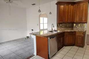 19236 NW 14th St, Pembroke Pines, FL 33029 - Photo 3