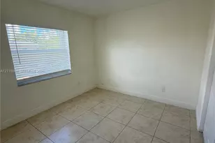 401 SW 5th St, Miami, FL 33130 - Photo 13
