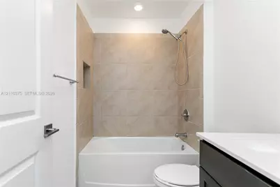 1051 SE 23rd Ter, Homestead, FL 33035 - Photo 35