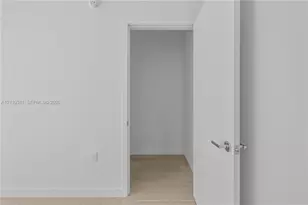 1400 Biscayne Blvd, Miami, FL 33132 - Photo 7