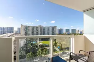 19201 Collins Ave, Sunny Isles Beach, FL 33160 - Photo 7