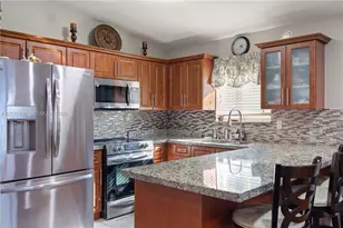 9182 NW 112th Terrace, Hialeah Gardens, FL 33018 - Photo 17