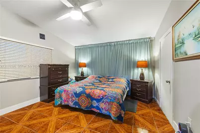 9182 NW 112th Ter, Hialeah Gardens, FL 33018 - Photo 23