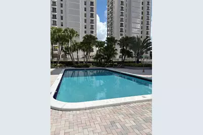 625 Biltmore Way #501, Coral Gables, FL 33134 - Photo 7
