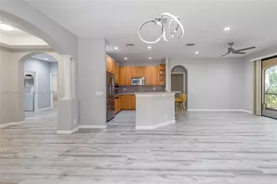 1611 Passion Vine Cir #12-2, Weston, FL 33326 - Photo 17