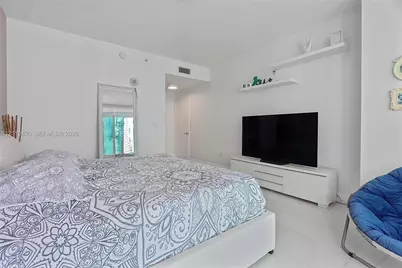 31 SE 5th St #3516, Miami, FL 33131 - Photo 39