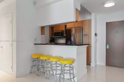 31 SE 5th St #3516, Miami, FL 33131 - Photo 5