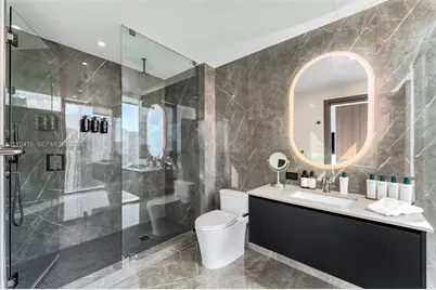 20 NE 11 #4208, Miami, FL 33132 - Photo 23