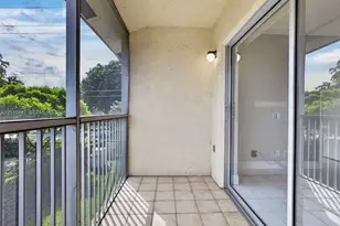 2369 NW 89th Dr, Coral Springs, FL 33065 - Photo 17