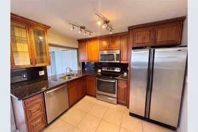 6667 NW 1st St, Margate, FL 33063 - Photo 11