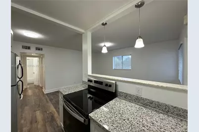 2325 Arthur St #14, Hollywood, FL 33020 - Photo 9