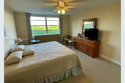 2780 NE 183rd St #517, Aventura, FL 33160 - Photo 13