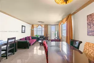 100 Lincoln Rd, Miami Beach, FL 33139 - Photo 11