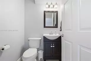 3210 SE 3rd Dr, Homestead, FL 33033 - Photo 15