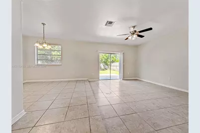 10441 SW 163rd St, Miami, FL 33157 - Photo 7