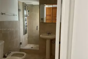 8860 SW 123 Ct, Miami, FL 33186 - Photo 9