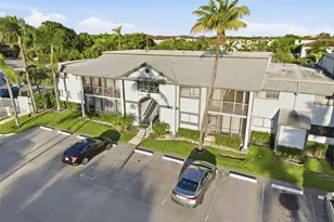 20761 NE 4th Pl, Miami, FL 33179 - Photo 25
