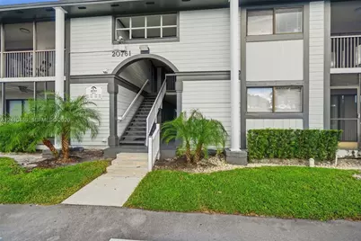 20761 NE 4th Pl #104, Miami, FL 33179 - Photo 1