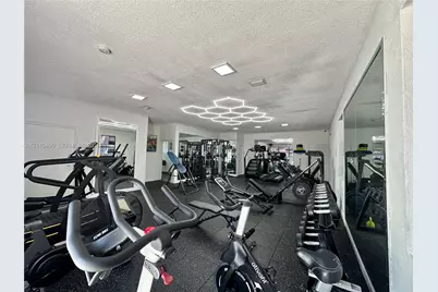 8145 NW 7th St #308, Miami, FL 33126 - Photo 43