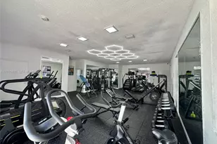 8145 NW 7th St, Miami, FL 33126 - Photo 43