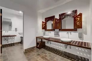 10 SW South River Dr, Miami, FL 33130 - Photo 19