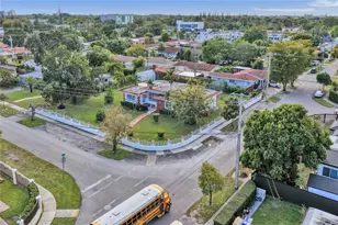 500 SW 39th Ct, Miami, FL 33134 - Photo 21