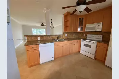232 NE 12th Ave #301, Hallandale Beach, FL 33009 - Photo 1