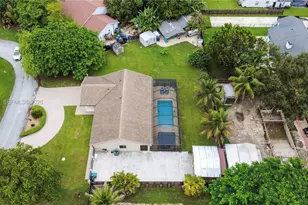 15221 SW 148th Ave, Miami, FL 33187 - Photo 7