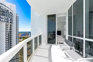 18201 Collins Ave, Sunny Isles Beach, FL 33160 - Photo 17