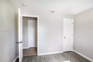 1247 NW 55th Ave, Lauderhill, FL 33313 - Photo 9