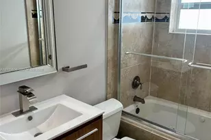 14200 Oak Ridge Dr, Davie, FL 33325 - Photo 37