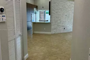14200 Oak Ridge Dr, Davie, FL 33325 - Photo 33