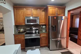 350 NW 188th St, Miami Gardens, FL 33169 - Photo 9