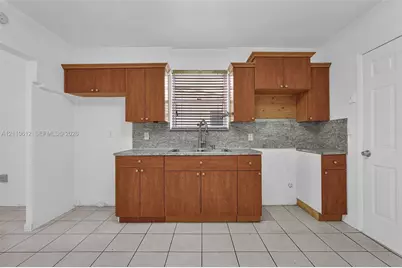 2311 NW 140th St, Opa Locka, FL 33054 - Photo 17