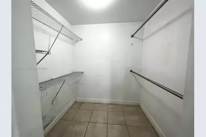 275 NE 18th St #305, Miami, FL 33132 - Photo 9