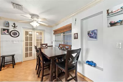 131 SE 12th St, Pompano Beach, FL 33060 - Photo 13