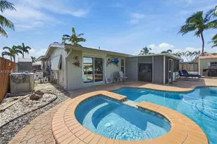 131 SE 12th St, Pompano Beach, FL 33060 - Photo 33