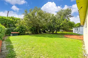 320 NW 132nd St, North Miami, FL 33168 - Photo 21